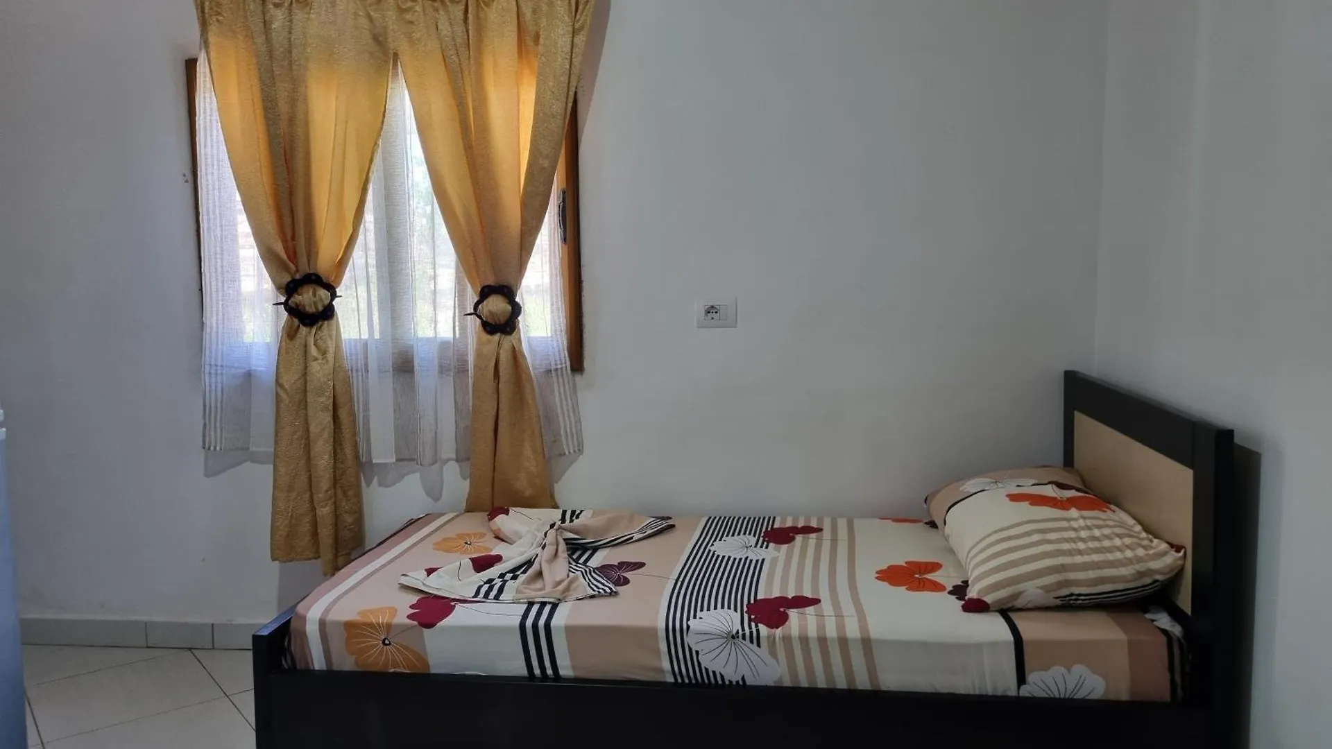 Apartment Besnik Brahimi Ksamil