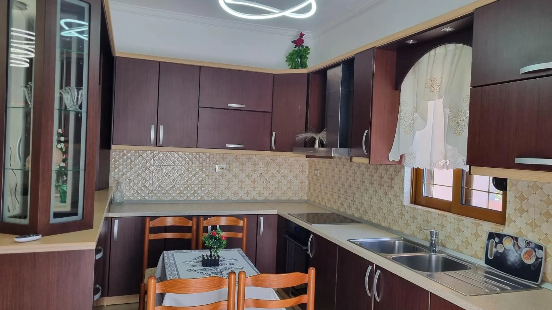 Apartment Besnik Brahimi Ksamil Albania