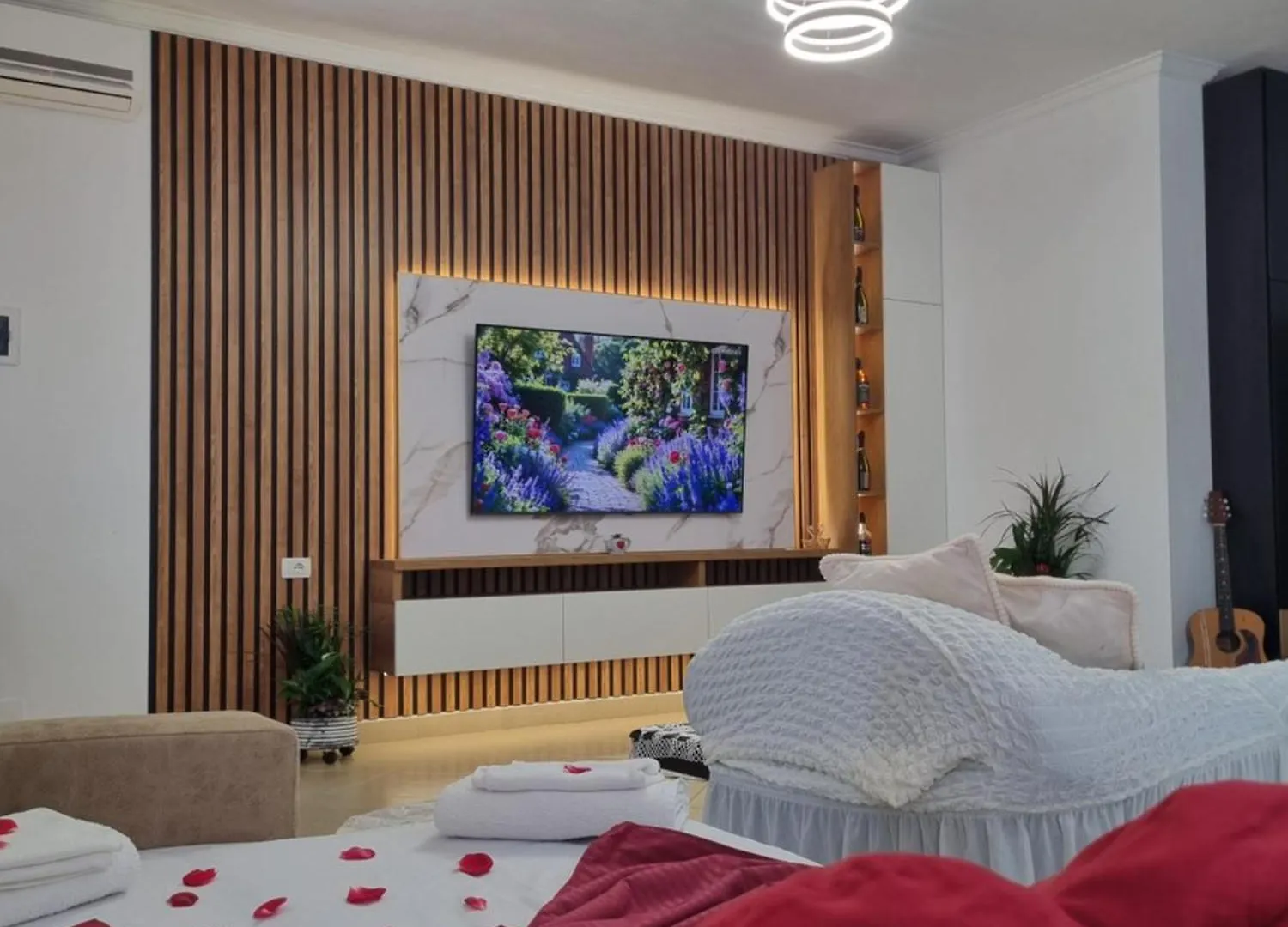 Apartment Besnik Brahimi קסאמיל אלבניה